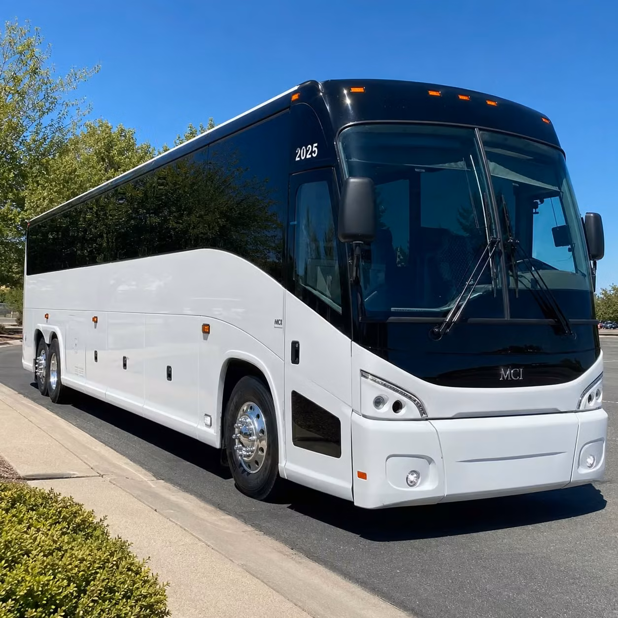how trip distance and duration affect charter bus rental rates in sterling heights
