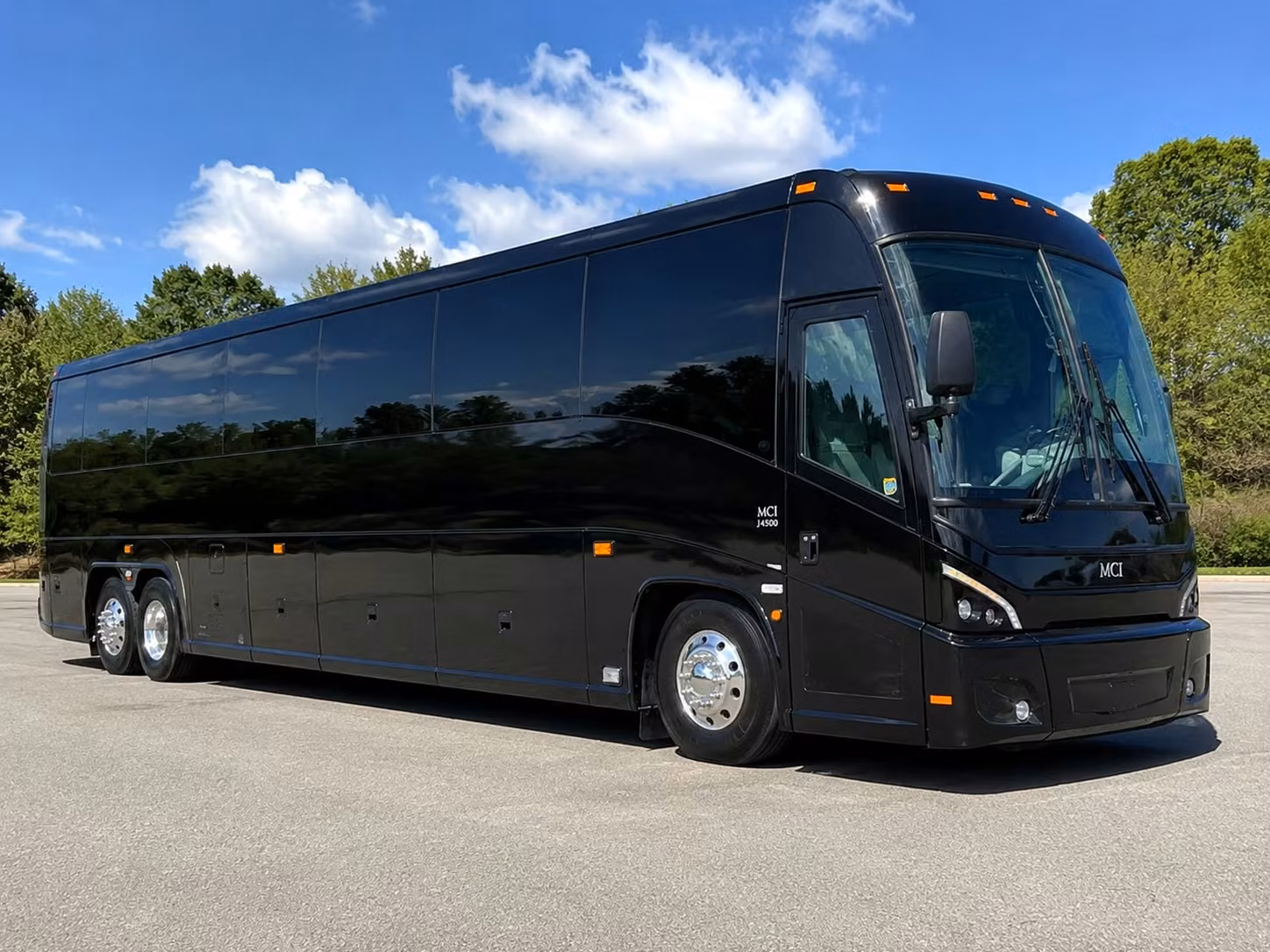 school field trip and sports team transportation in sterling heights michigan