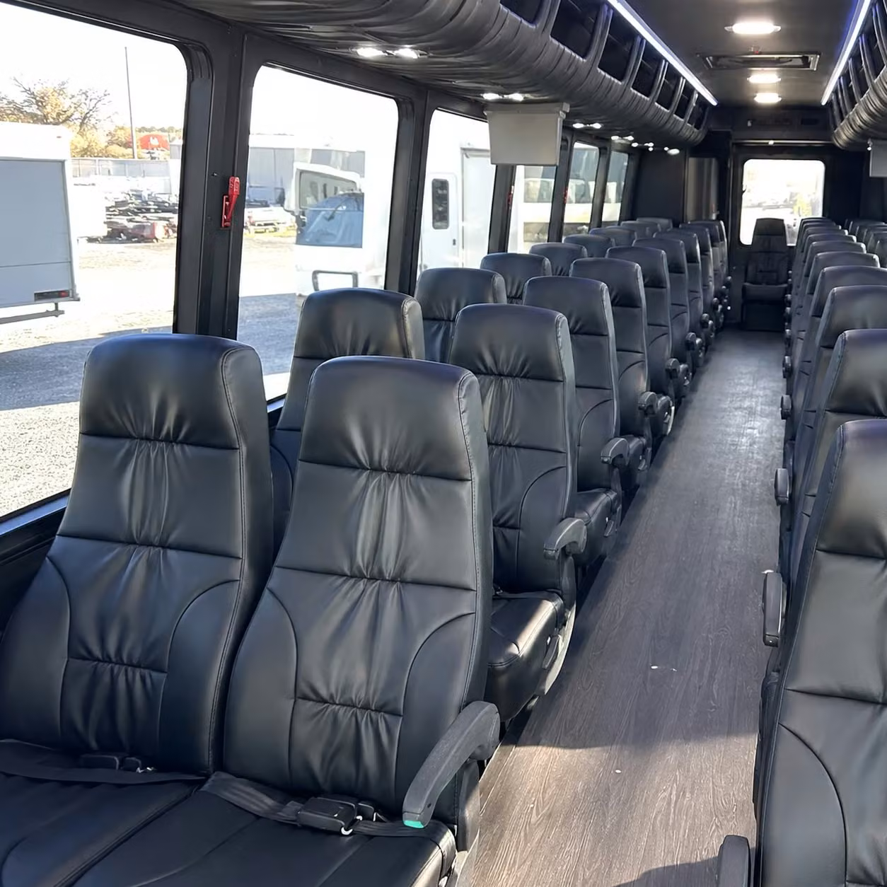 sterling heights 35 passenger minibus rental