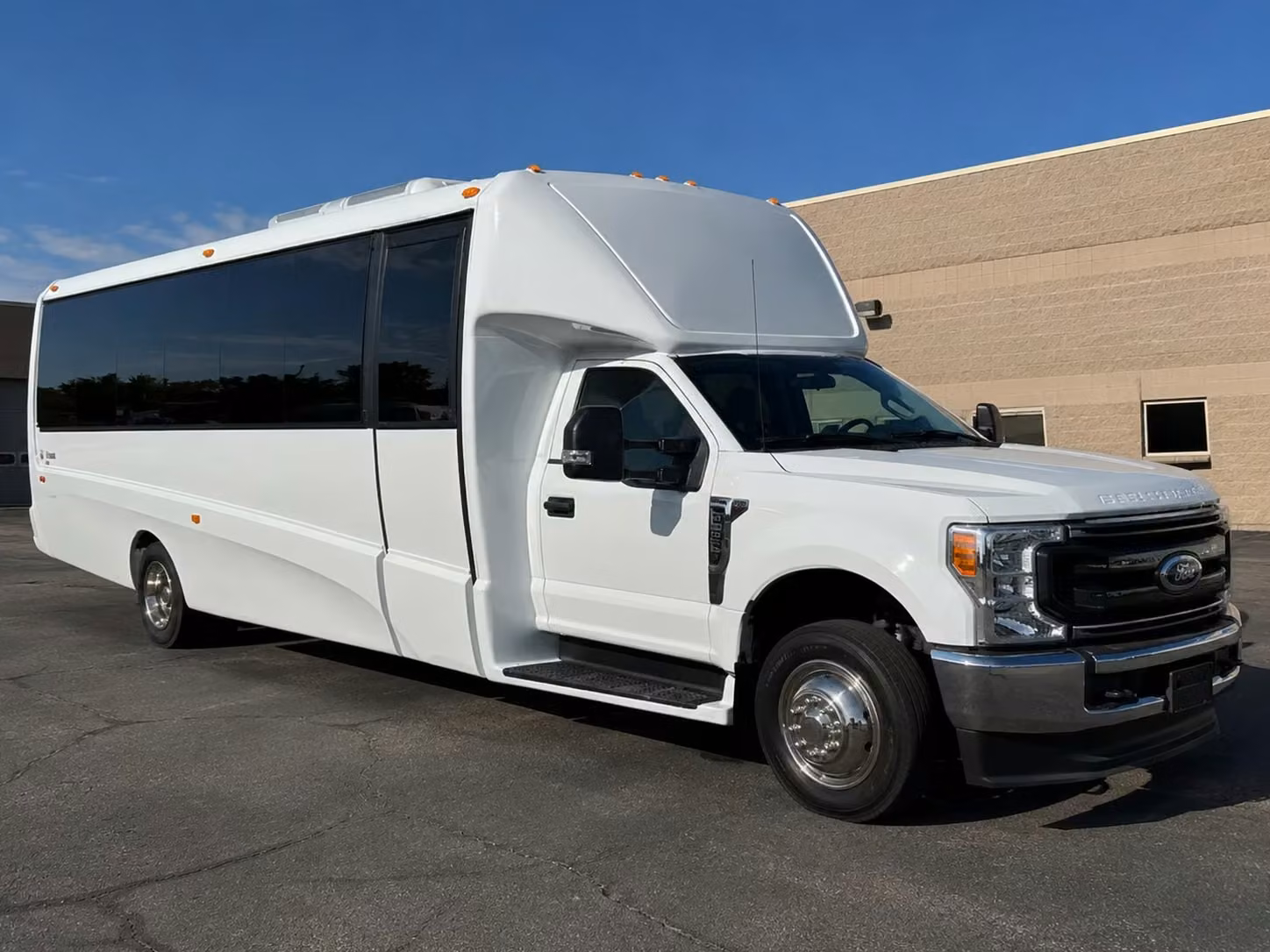 sterling heights wedding transportation