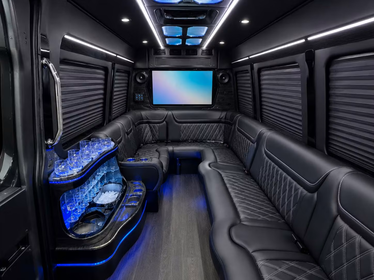 with sterlingheightscharterbus com you can book concert bus rentals for meadow brook amphitheatre and beyond